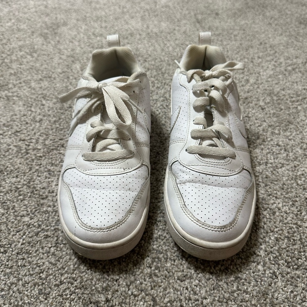 Nike Women’s White Sneakers